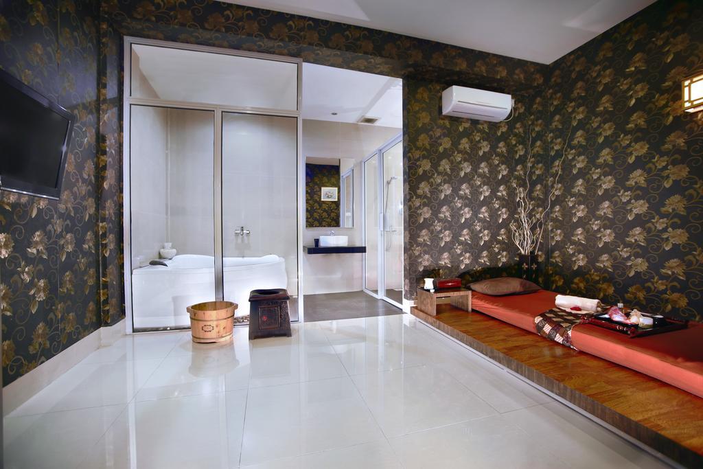 Aston Karimun City Hotel Tanjung Balai Karimun Kültér fotó