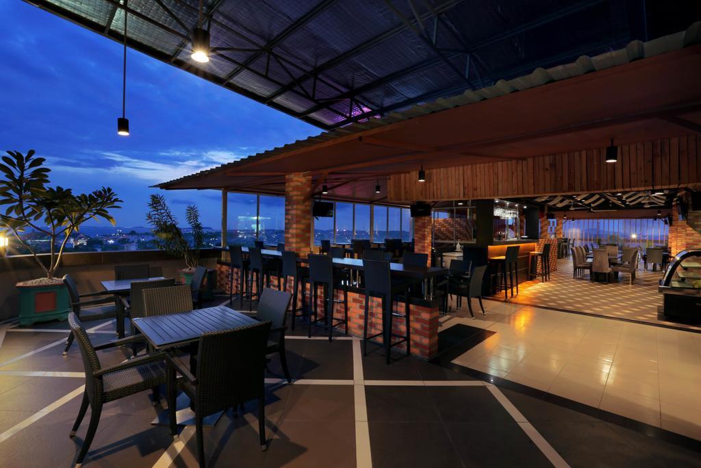 Aston Karimun City Hotel Tanjung Balai Karimun Kültér fotó