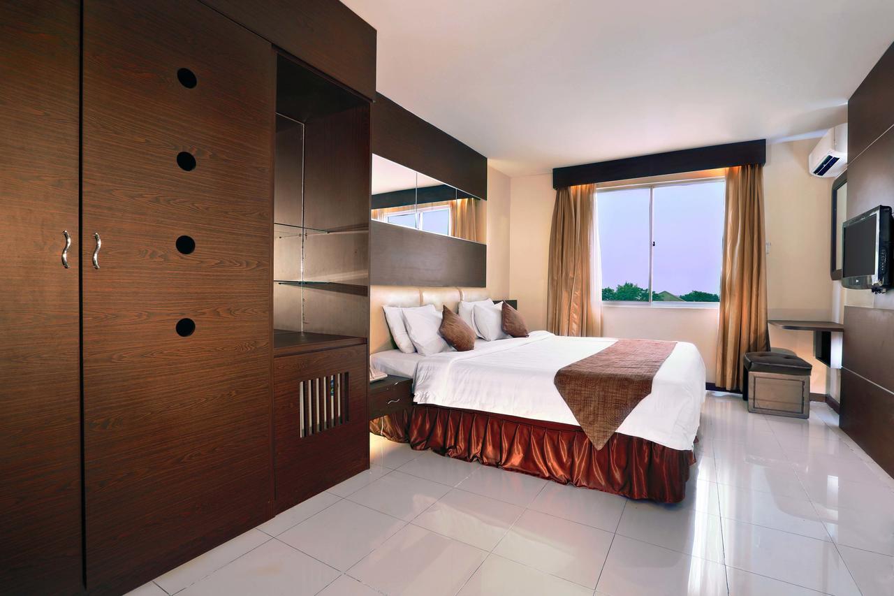 Aston Karimun City Hotel Tanjung Balai Karimun Kültér fotó