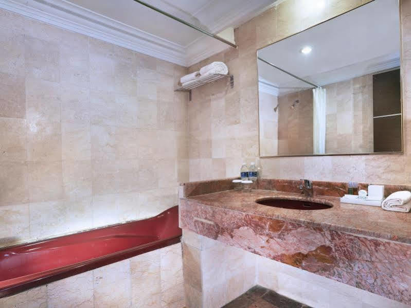 Aston Karimun City Hotel Tanjung Balai Karimun Kültér fotó